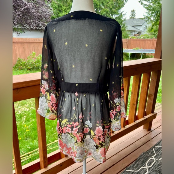 Anthropologie Daniel Rainn Short Sleeve Black Sheer Floral Blouse - Picture 2 of 8